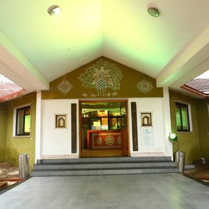 RECEPTION ENTRANCE