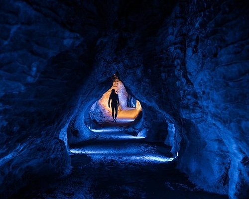waitomo caves walking tour
