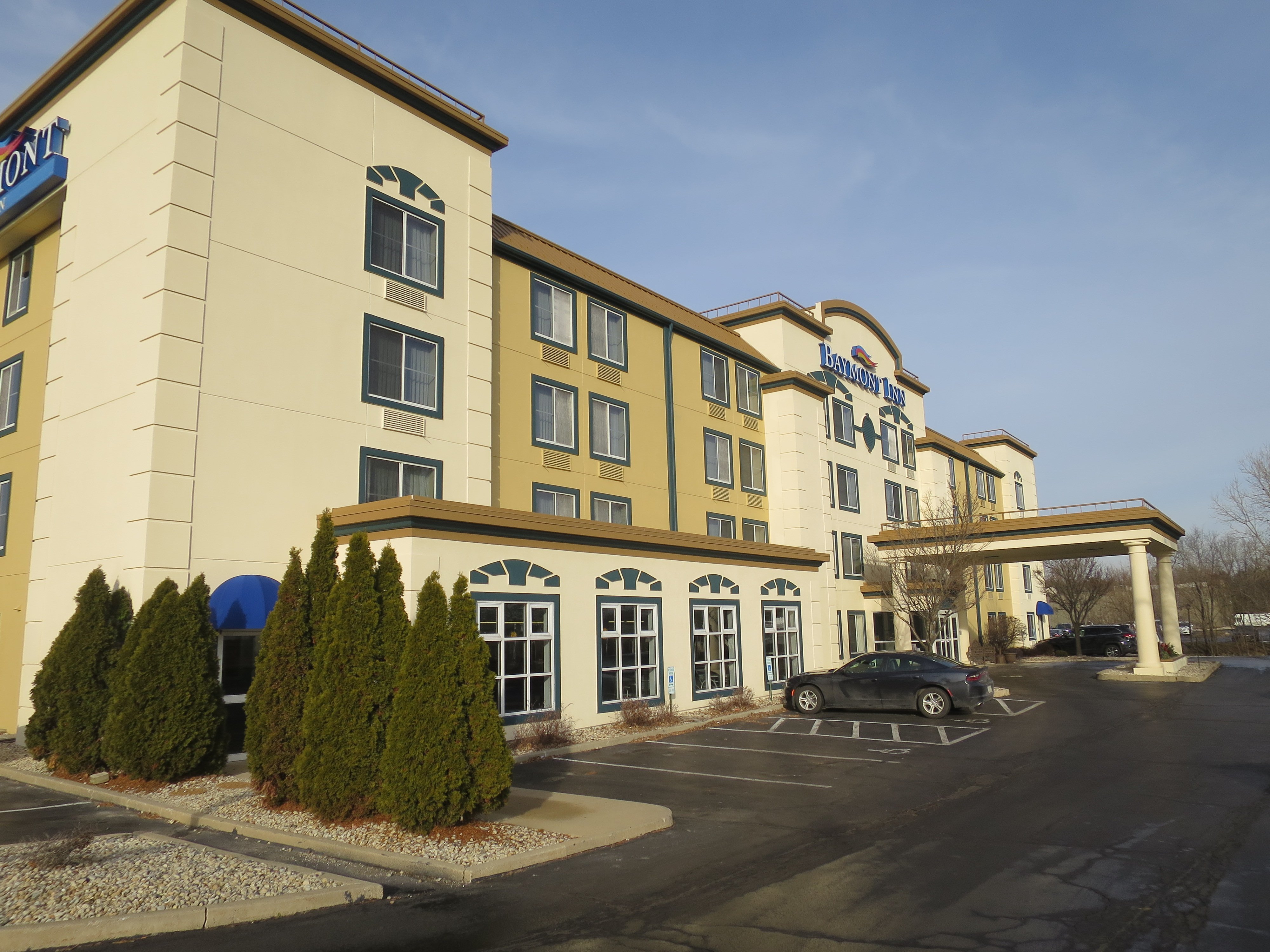 BAYMONT BY WYNDHAM ROCKFORD Updated 2024 Prices Hotel Reviews IL   Baymont By Wyndham Rockford 