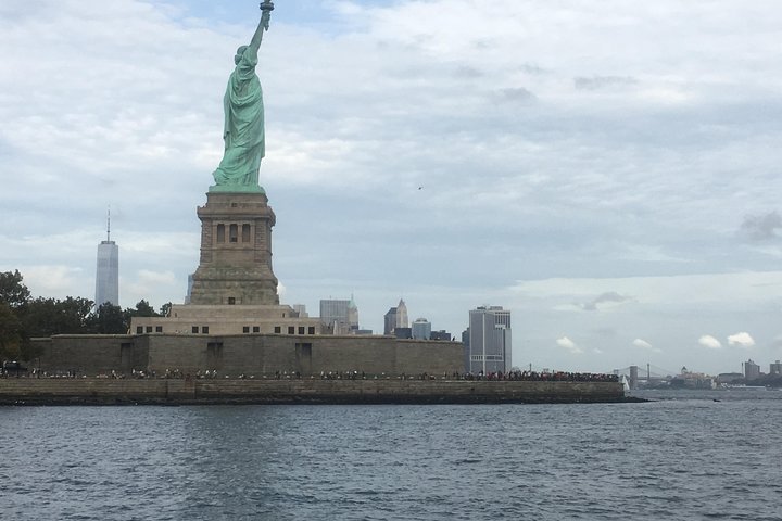 2024 New York City Statue Of Liberty Ellis Island Sightseeing Cruise   Caption 