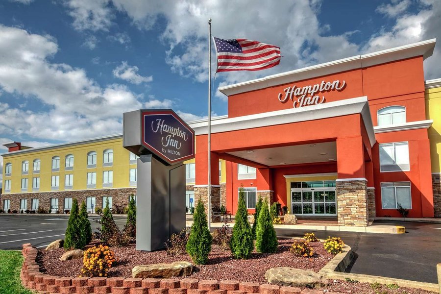 HAMPTON INN LATROBE $97 ($̶1̶3̶2̶) - Prices & Hotel Reviews - PA ...