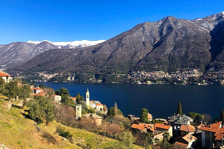 Family cycling clearance lake como