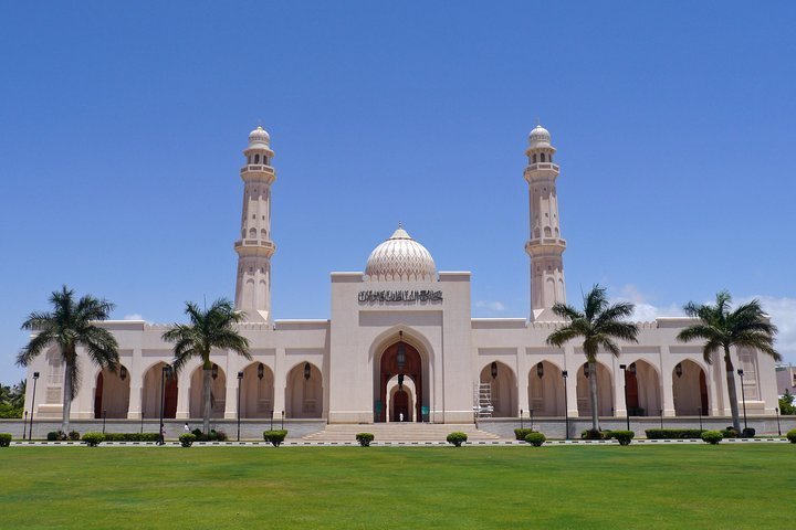 2023 Salalah City private tour - all-inclusive sight-seeing tour