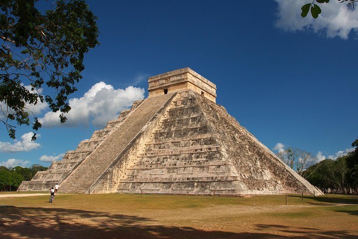 chichen itza and tulum in one day