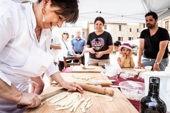 2024 Cooking Class At The Farm In Tuscany   Caption 