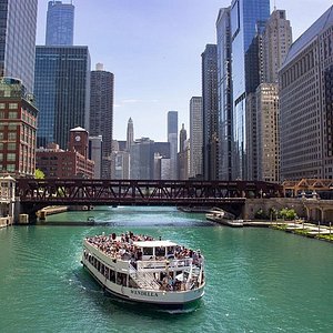 chicago boat tours odyssey