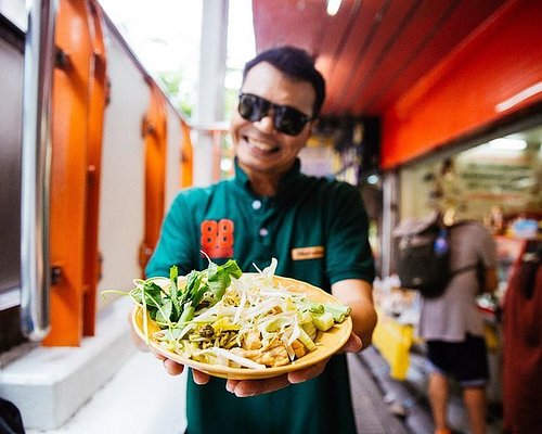Tripadvisor  Tour de comida secreta com os moradores em Bangkok