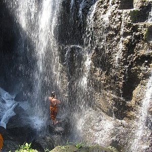 Many spiritual items - Picture of Rainbow Spirit, Ubud - Tripadvisor