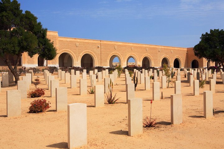 Landausflug: Tagesausflug Zu Friedhöfen Des 2. Weltkriegs In El Alamein ...