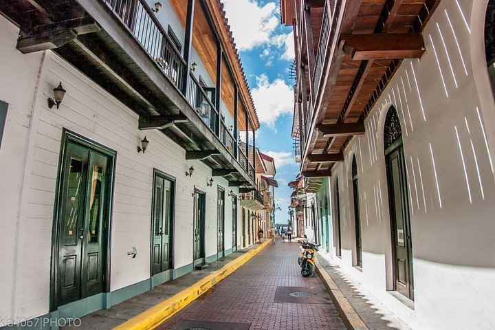 2023 Photography Tour In Casco Viejo Panama - Reserve Now