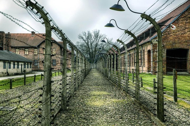 2023 Guided Tour to Auschwitz-Birkenau from Warsaw