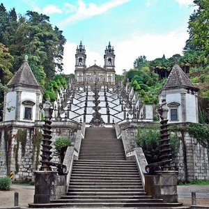 Tour privado por Braga com guia em português -  Portugal