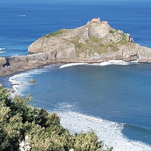 Visiting San Juan de Gaztelugatxe - AKA Dragonstone - Places to Take  Toddlers and Kids