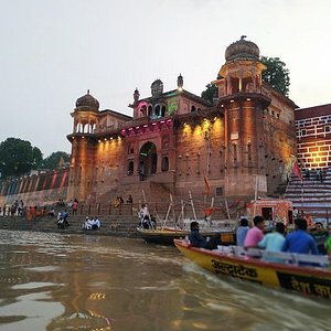 harishchandragad trek temple