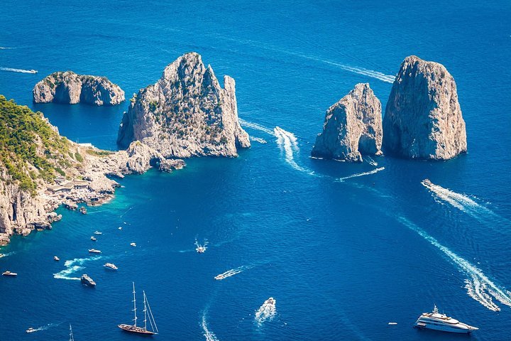 2024 Exclusive Capri Boat Tour from Naples or Sorrento