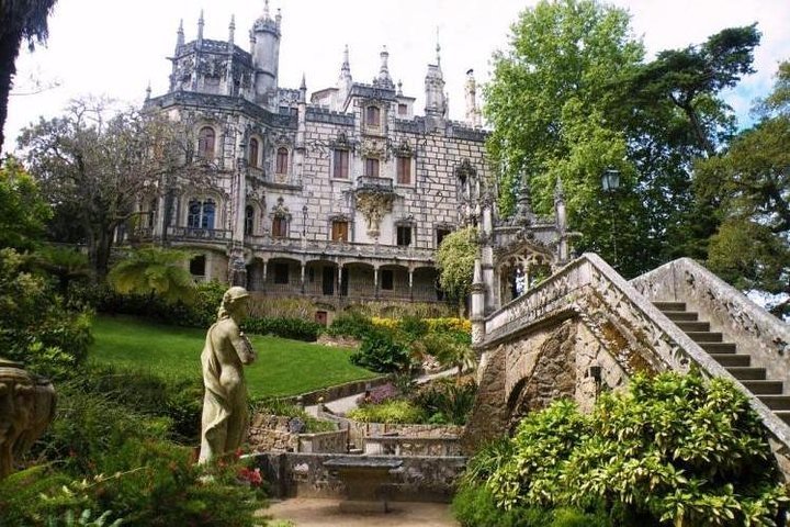 Sintra: Private Führung Nationalpalast Und Quinta Da Regaleira Zur ...