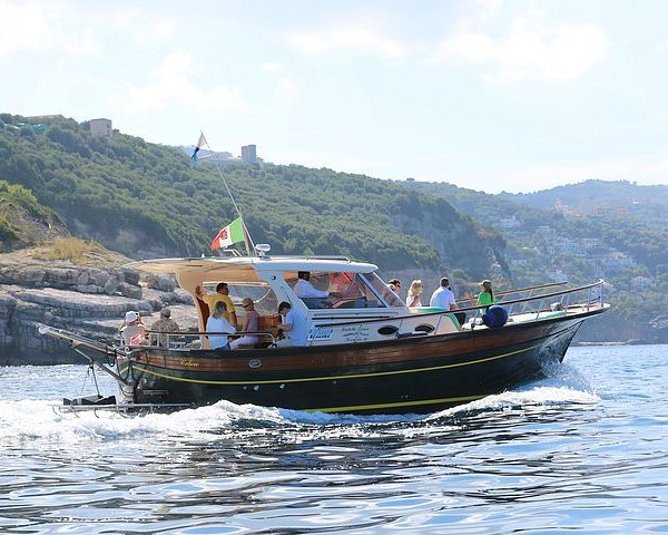 small group amalfi coast day cruise from positano