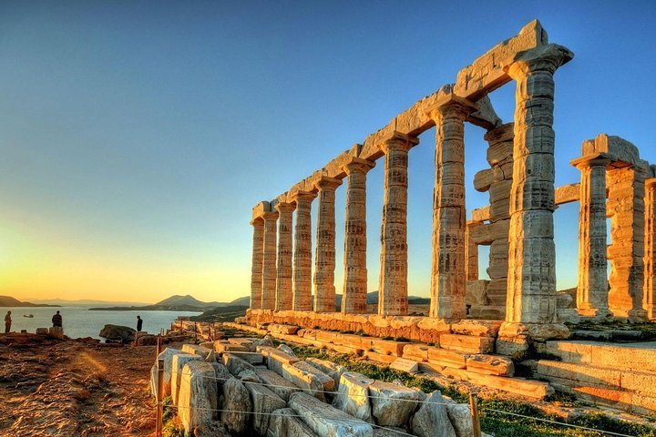 Tripadvisor　ギリシャの伝統料理を提供するアテネからのスニオ岬プライベート　ツアー、提供元：My　Athens　Transfers