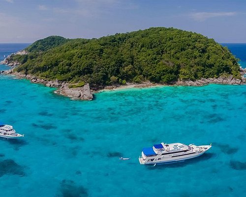similan island catamaran tour