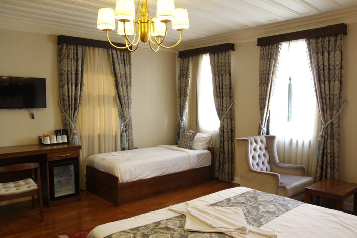 Mezzo Hotel Rooms: Pictures & Reviews - Tripadvisor