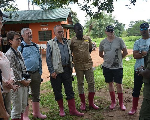 tour places in uganda