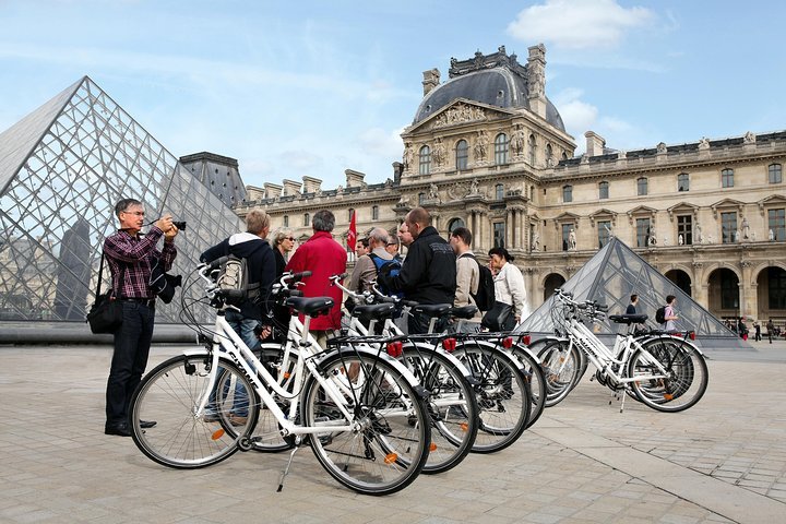 Paris store tours cycling