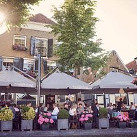 Prachtig verwarmd terras aan de jachthaven!