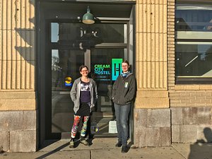 CREAM CITY HOSTEL - Prices & Reviews (Milwaukee, WI)