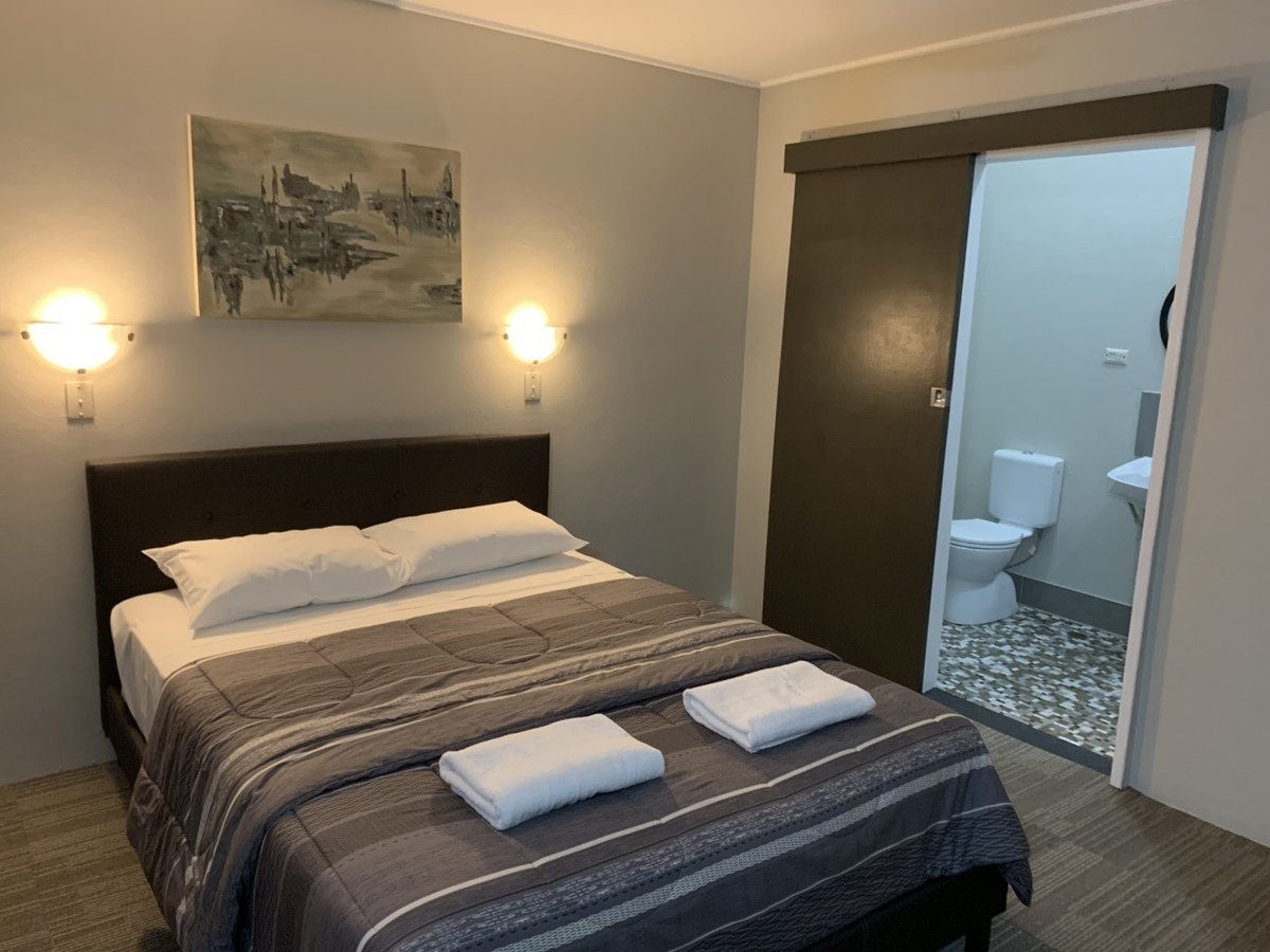 Biloela Hotel Motel Rooms: Pictures & Reviews - Tripadvisor