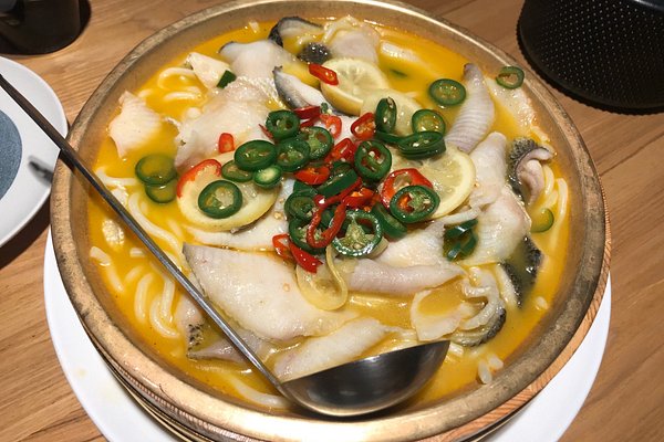 Split hotpot - Picture of Yuxiang Mini Hot Pot, Sydney - Tripadvisor