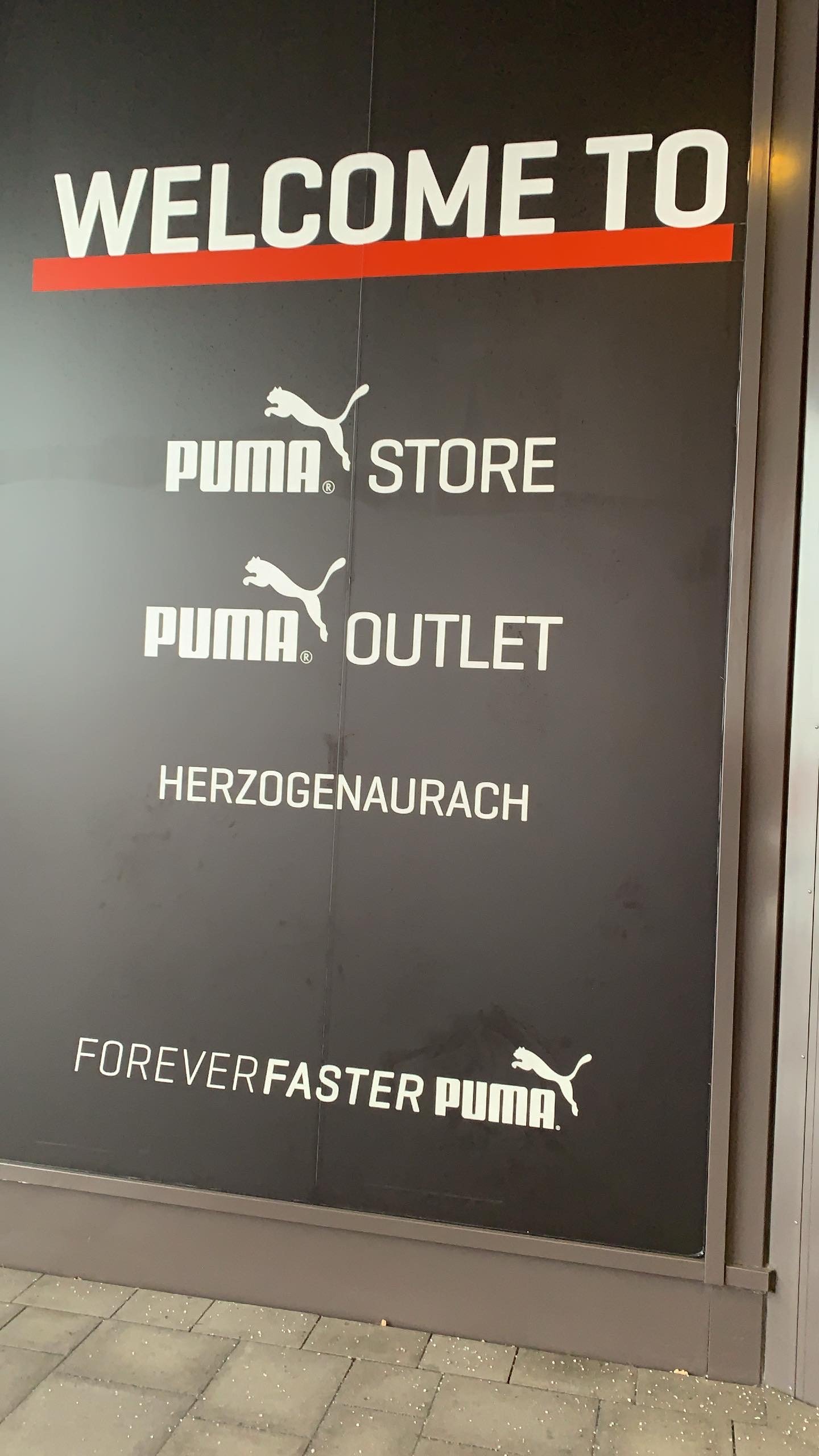 Puma outlet deals stores queensland australia