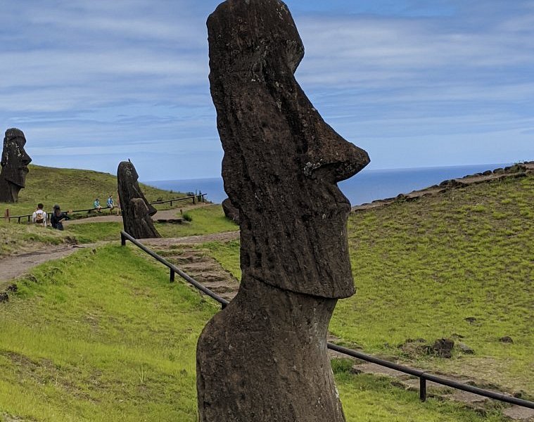 Rapanui Pioneers Society on X: WhatsApp: Another too bottom heavy