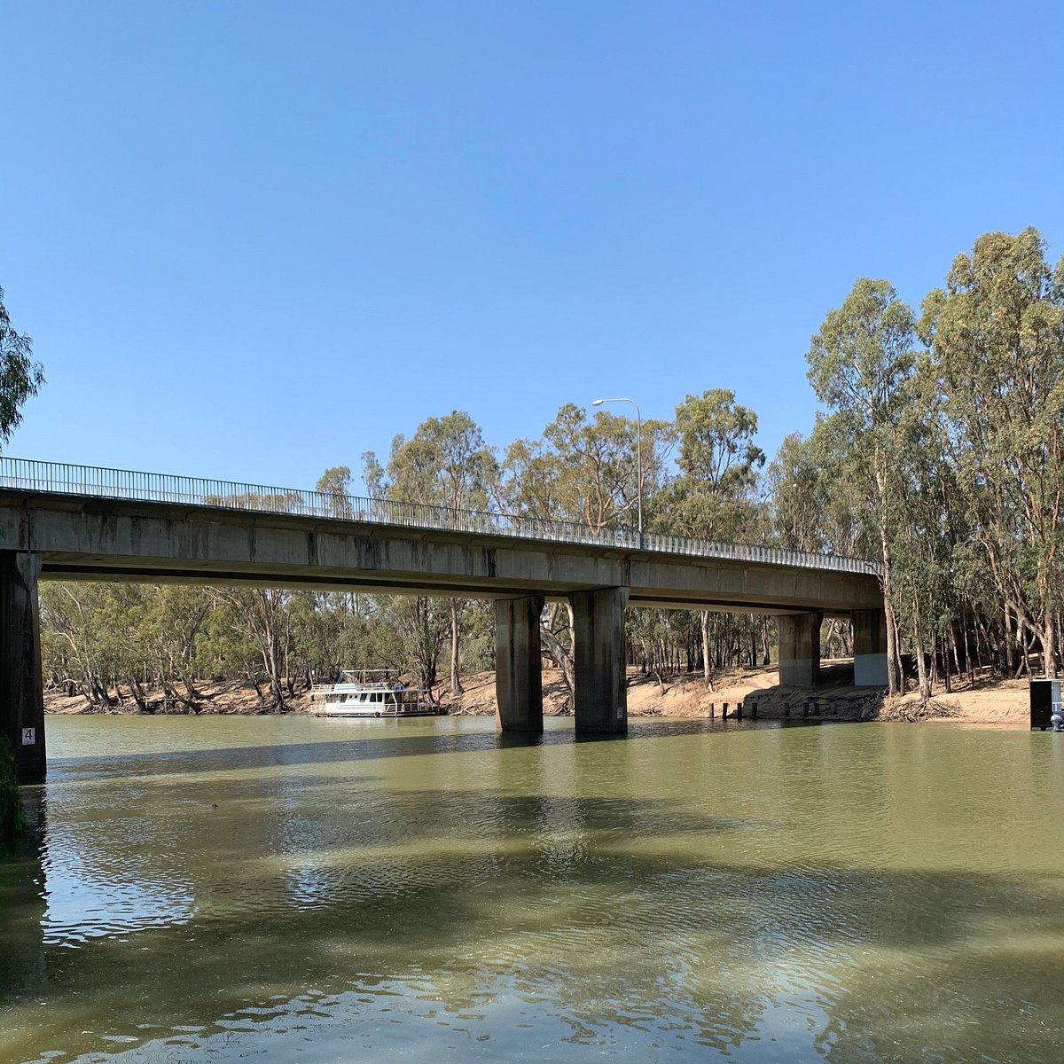 Deniliquin Town Walk What To Know Before You Go With Photos