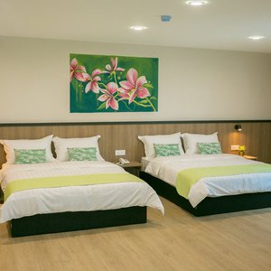 Family Room. so cheap and large.