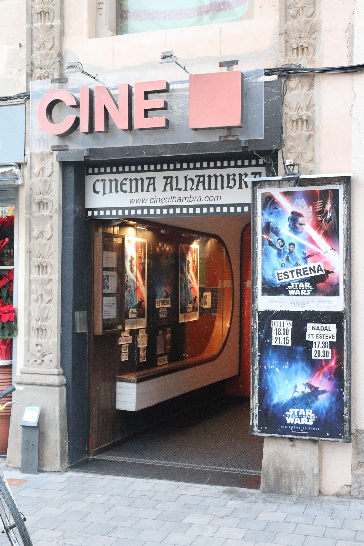 Edwards Cinema Alhambra Showtimes