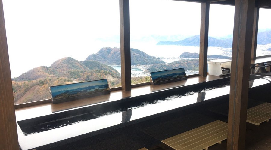 絶景 天空の足湯