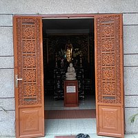 本堂の中