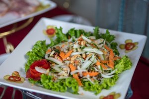 用餐 