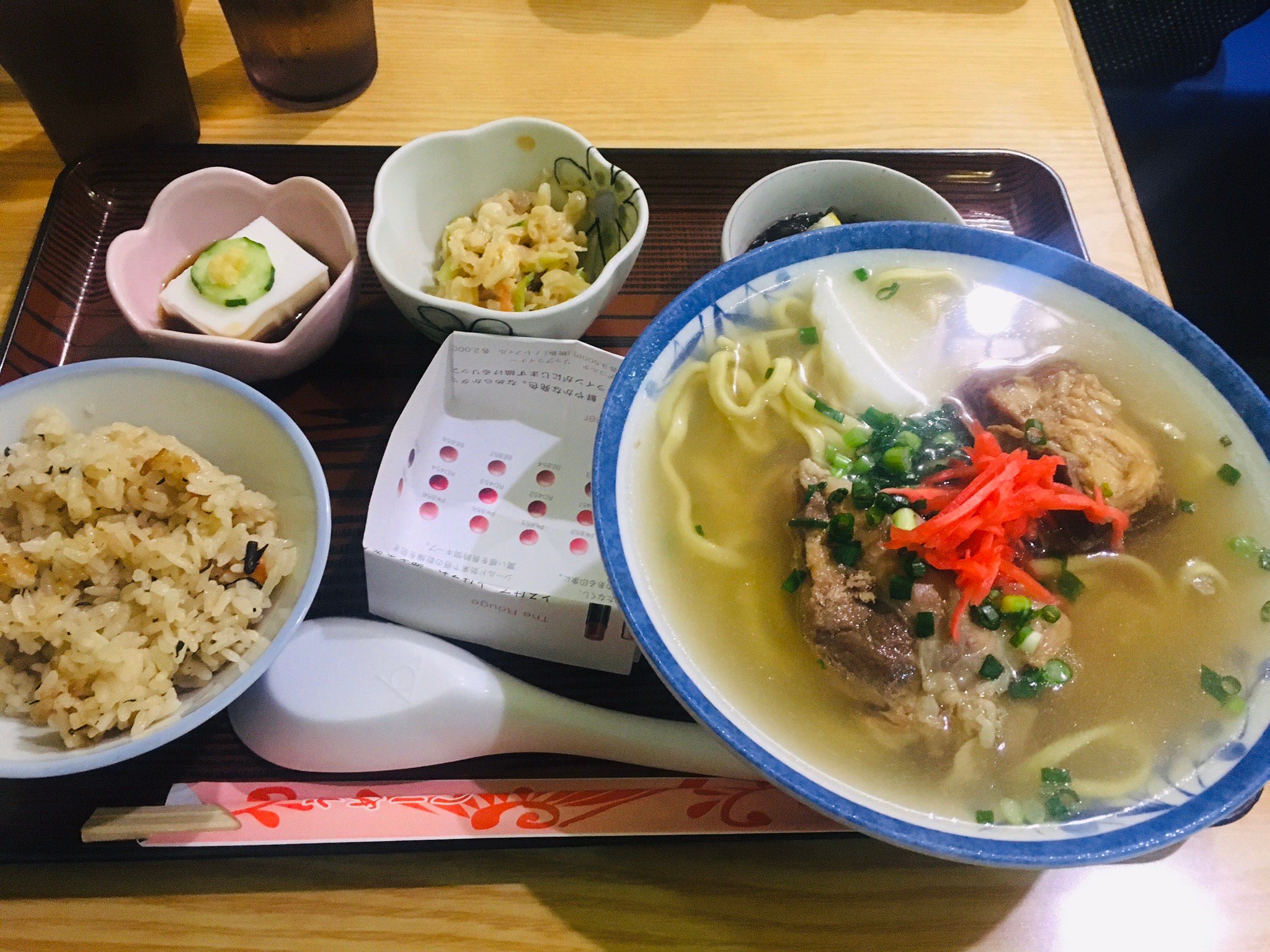 日本人都在吃年輕10歲的沖繩美容料理| 誠品線上