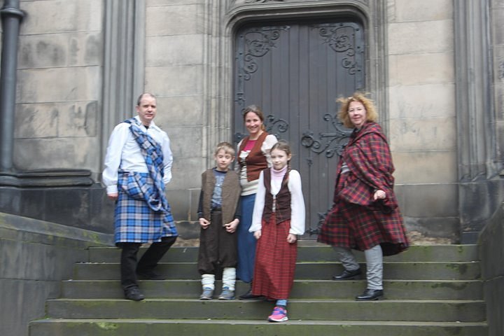 family tour edinburgh