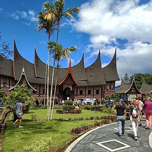 padang indonesia tourism