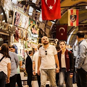 Beyazit Wholesale/Retail Market For Shoes And Bags In Istanbul,Turkey 