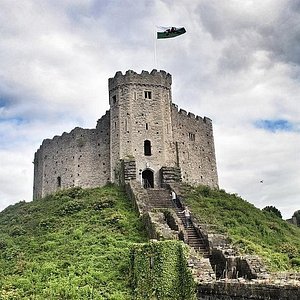 places to visit in swansea