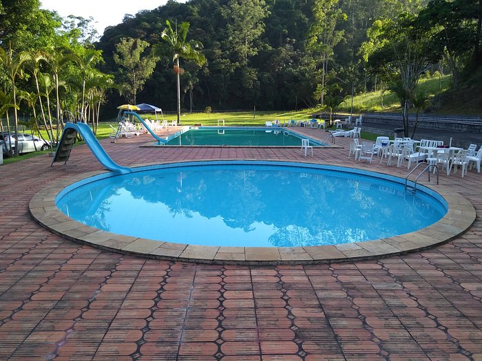 Conheça a piscina com água mineral que fica pertinho de Curitiba