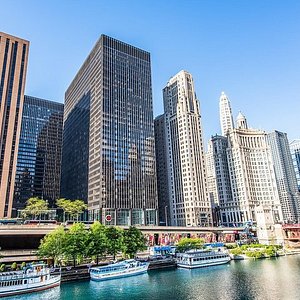 chicago history walking tour