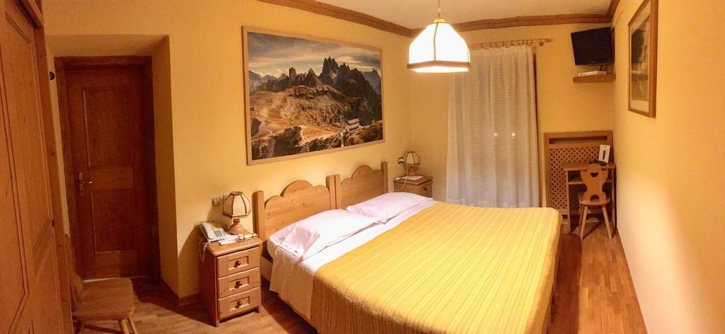 ALBERGO AJARNOLA - Prices & B&B Reviews (Auronzo Di Cadore, Italy)