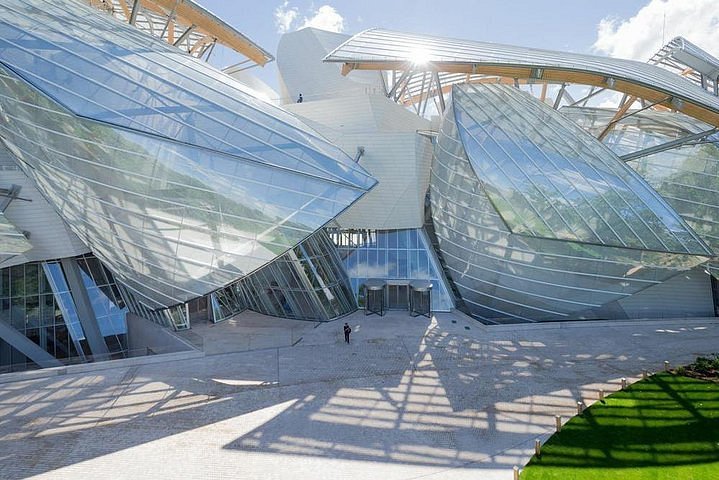 Latest travel itineraries for Louis Vuitton Foundation in November (updated  in 2023), Louis Vuitton Foundation reviews, Louis Vuitton Foundation  address and opening hours, popular attractions, hotels, and restaurants  near Louis Vuitton Foundation 
