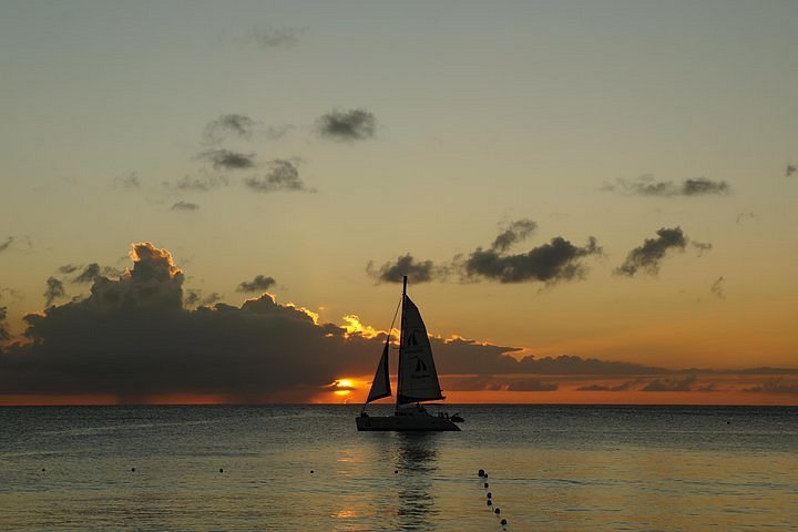 catamaran sunset cruise barbados