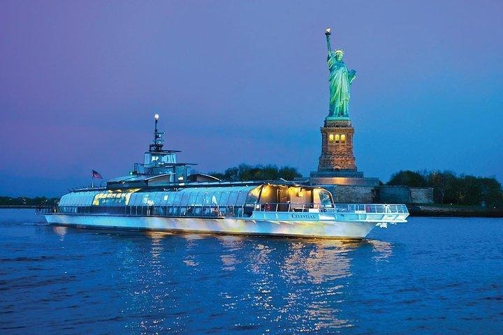 2023 Bateaux New York Thanksgiving Plated Dinner Cruise