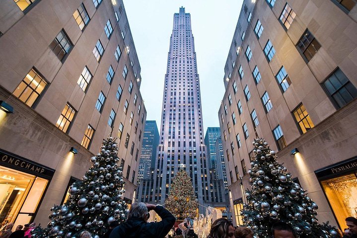 2024 New York City Skip The Line Rockefeller Center Observation Deck   Caption 